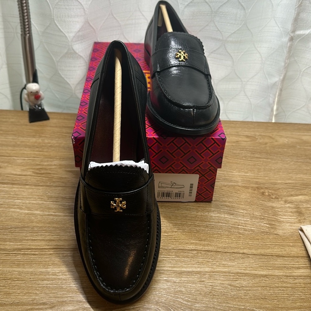 New Tory Burch Perfect Black Classic Loafer Goat Leather Womens . Various sizes - Picture 6 of 10